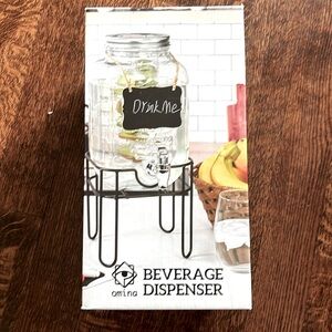 Beverage dispenser